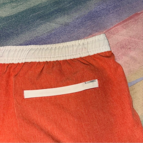 Vuori Tavi Shorts women’s Size Small - Picture 8 of 9